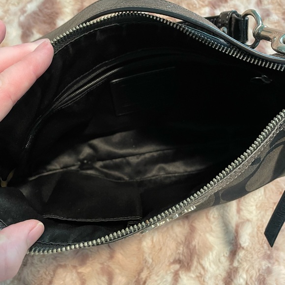 coach shoulder bag black signature - Picture 4 of 4